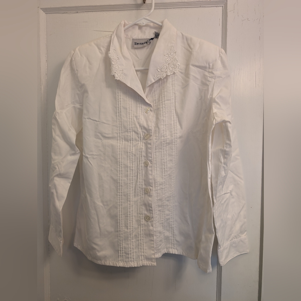 Vintage Diversity embroidered pintuck blouse
